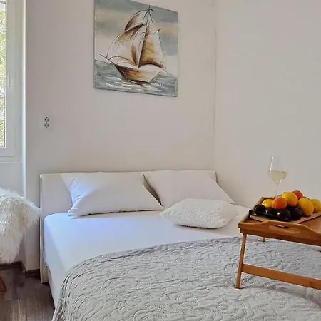 Old Town Tone Apartmán