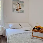 Old Town Tone Апартаменты