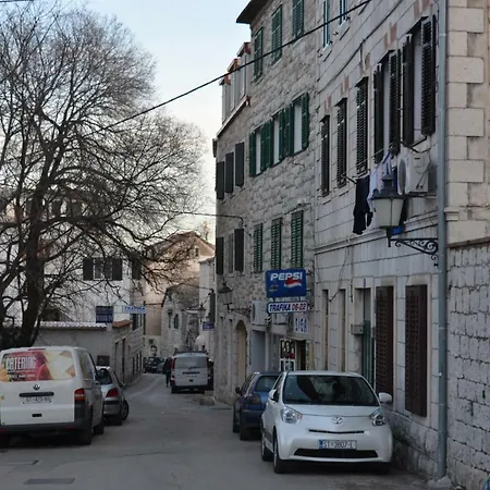 Old Town Tone Апартаменты Сплит