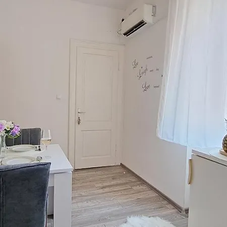 Old Town Tone * Сплит