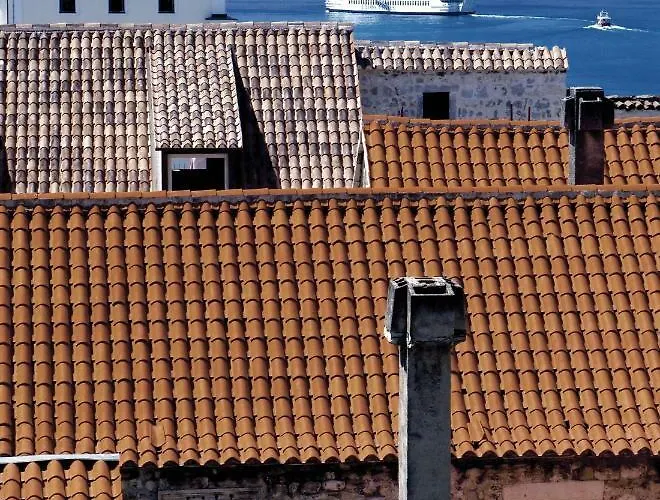 Apartman Old Town Tone *